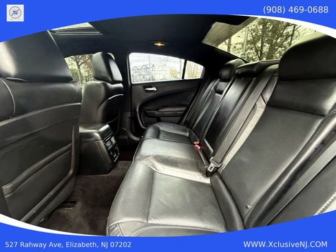 Used 2019 Dodge Charger SXT w/ Plus Group image 26