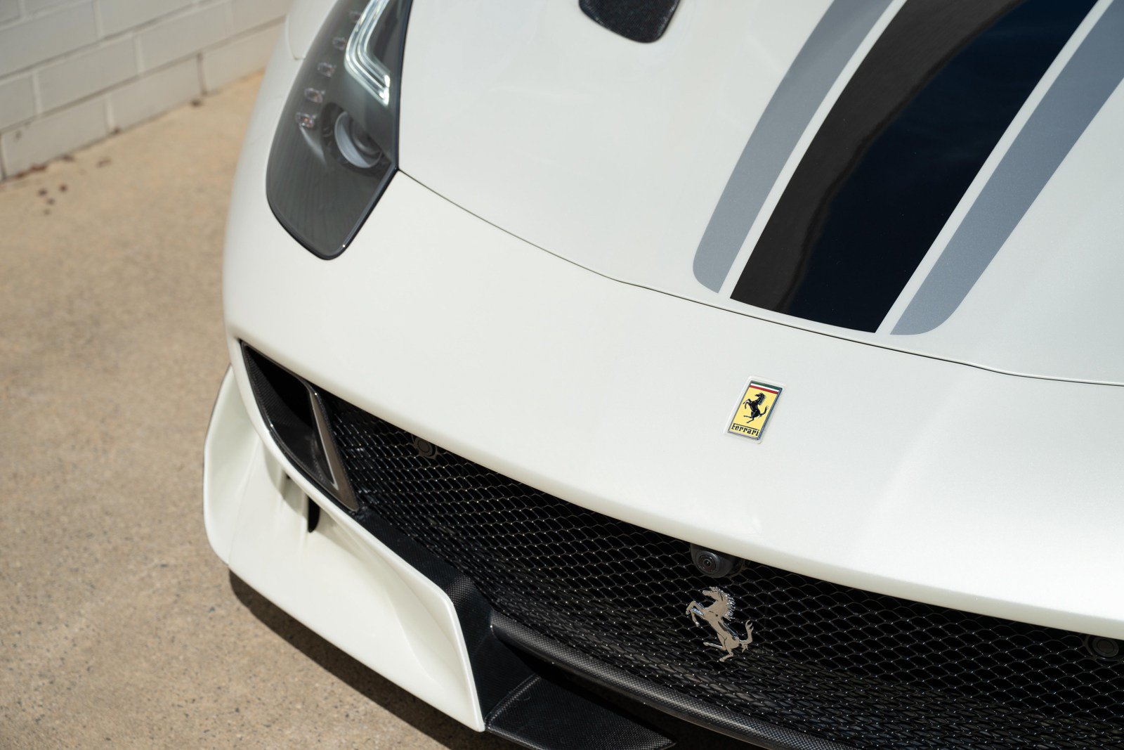 Used 2017 Ferrari F12tdf RWD image 10