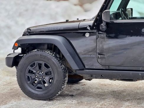 Used 2015 Jeep Wrangler Sport AWD/4WD image 9