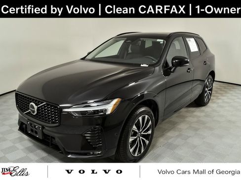Certified 2025 Volvo XC60 B5 Plus image 1