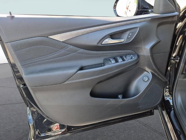 New 2026 Buick Envista Sport Touring w/ Convenience I Package FWD image 10