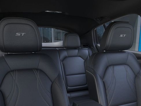 New 2026 Buick Envista Sport Touring w/ Studio Series image 24