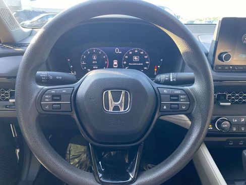 Used 2024 Honda Accord EX image 17