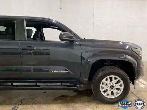 Used 2025 Toyota Tacoma SR5 image 84