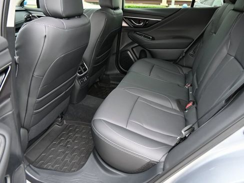 New 2025 Subaru Outback Limited image 18