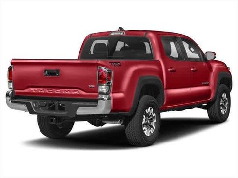 Used 2021 Toyota Tacoma TRD Off-Road w/ Technology Package AWD/4WD image 2