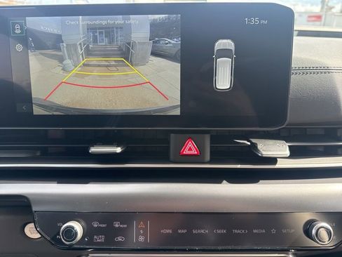 New 2026 Kia Carnival LX image 39