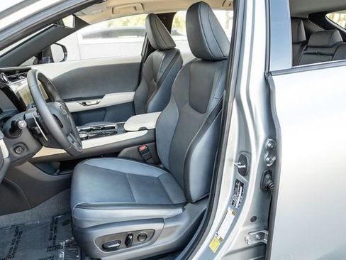 Used 2024 Lexus RZ 300e Premium image 11