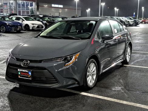 New 2026 Toyota Corolla LE image 3