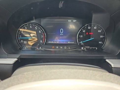 Used 2023 Ford Explorer XLT w/ Equipment Group 202A AWD/4WD image 25