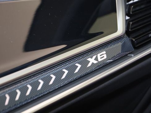 Used 2024 BMW X6 xDrive40i image 39