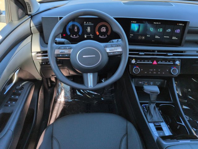 New 2026 Hyundai Tucson SEL Plus FWD image 16