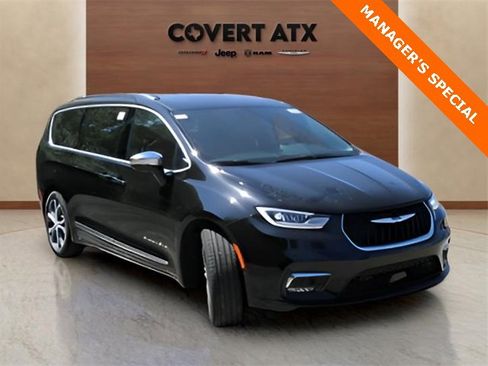 New 2026 Chrysler Pacifica Pinnacle image 7