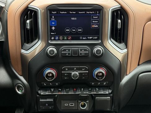 Used 2020 Chevrolet Silverado 3500 High Country w/ Gooseneck/5TH Wheel Package AWD/4WD image 25