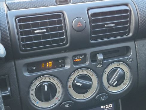 Used 2005 Toyota MR2 image 15