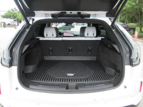 Certified 2025 Cadillac XT4 Sport AWD/4WD image 37