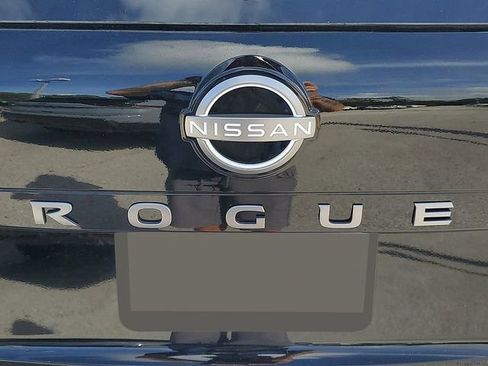 New 2026 Nissan Rogue SV w/ SV Premium Package image 8