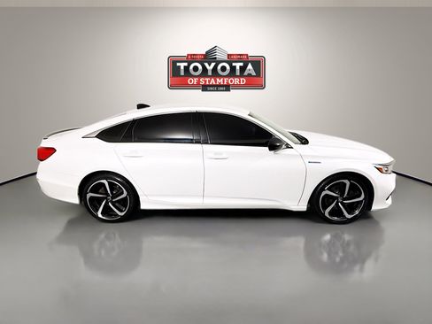Used 2022 Honda Accord Sport image 8