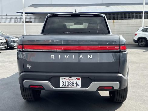 Used 2025 Rivian R1T Adventure image 4