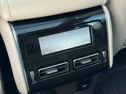 Used 2022 Lincoln Aviator Reserve w/ Equipment Group 201A image 14