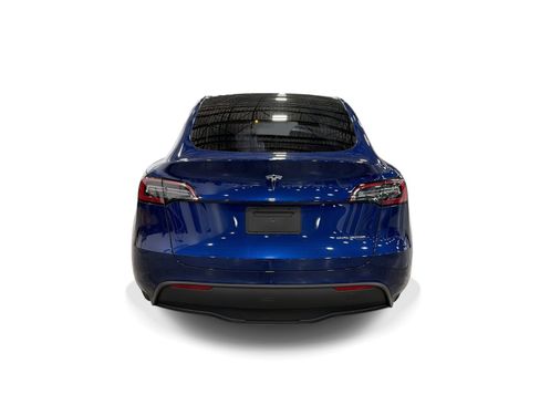 Certified 2023 Tesla Model Y Long Range AWD/4WD image 5