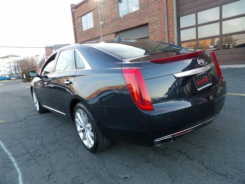 Used 2014 Cadillac XTS Luxury w/ Driver Awareness Package image 3
