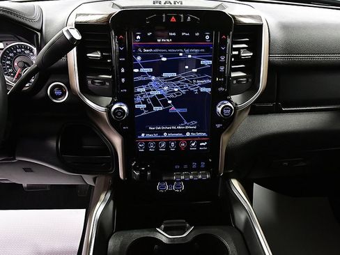 Used 2020 RAM 2500 Laramie image 28