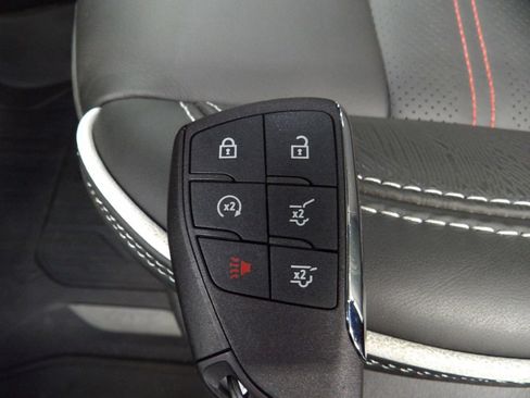 Used 2026 GMC Yukon AT4 Ultimate AWD/4WD image 66