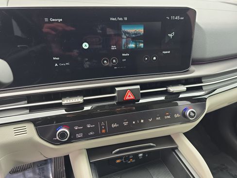 Used 2026 Kia Sportage SX Prestige image 20