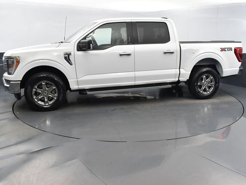 Certified 2022 Ford F150 XLT w/ Equipment Group 302A High image 19