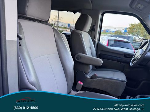 Used 2020 Nissan NV 3500 S image 12
