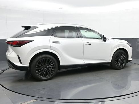Certified 2025 Lexus RX 350 Premium w/ Accessory Package (Z1) FWD image 8