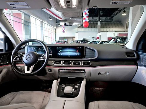 Used 2020 Mercedes-Benz GLE 350 4MATIC w/ Premium Package image 23