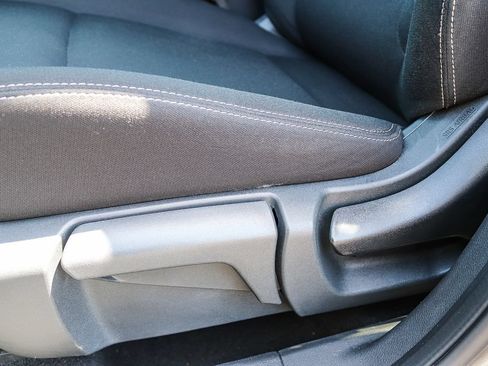 Used 2023 Nissan Rogue S FWD image 20