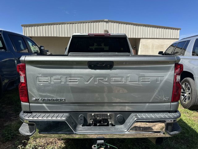 Used 2025 Chevrolet Silverado 2500 LT w/ Convenience Package AWD/4WD image 8