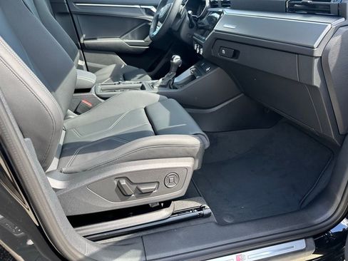 New 2025 Audi Q3 2.0T Premium image 31