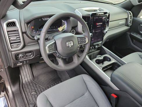 Used 2026 RAM 1500 Big Horn AWD/4WD image 8