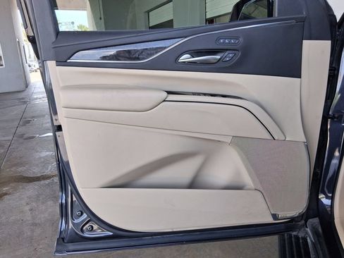 Certified 2023 Cadillac Escalade Premium Luxury w/ Performance Package AWD/4WD image 16