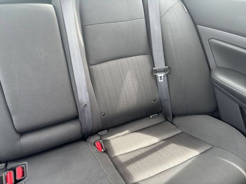 Used 2025 Nissan Altima 2.5 SV FWD image 37