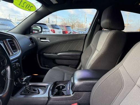 Used 2021 Dodge Charger SXT w/ Blacktop Package image 25