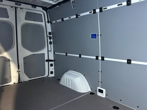New 2025 Mercedes-Benz Sprinter 2500 image 27