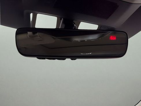 Used 2025 Subaru Outback Limited XT image 25