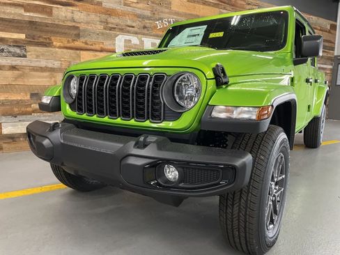 New 2026 Jeep Gladiator Sport image 45