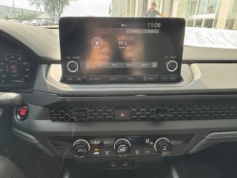 Used 2024 Honda Accord LX image 11