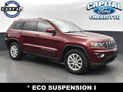 Used 2021 Jeep Grand Cherokee Laredo image 3