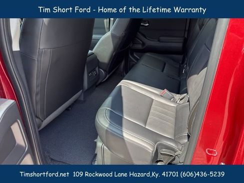 Used 2024 Nissan Frontier SL image 19