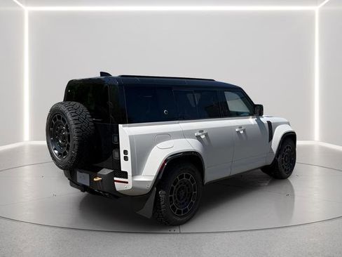 Used 2023 Ford F150 Raptor image 5