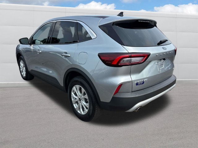 Used 2024 Ford Escape Active AWD/4WD image 3