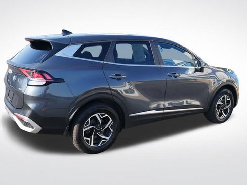 Used 2023 Kia Sportage LX AWD/4WD image 9