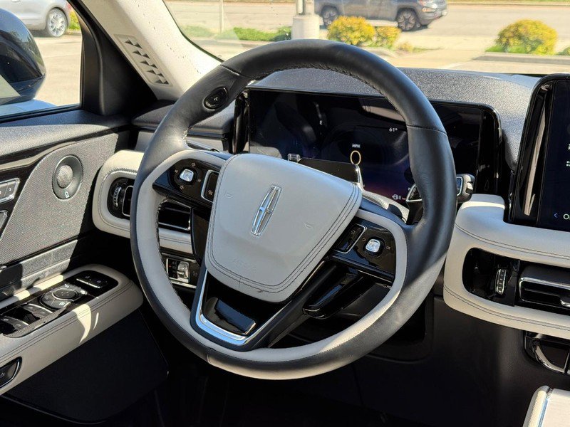 Certified 2026 Lincoln Aviator Reserve w/ Illumination Package AWD/4WD image 18